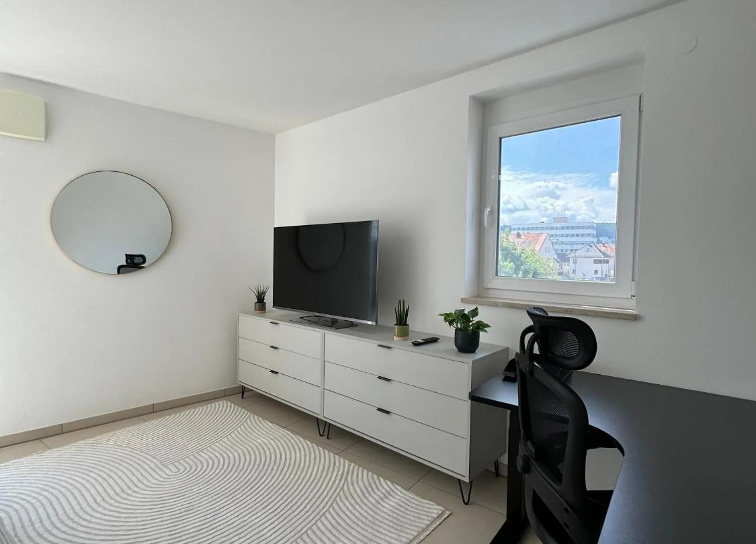 Moderne Penthouse Wohnung Mit Einzigartigem Balkon Weissenburg in Bayern Apartment