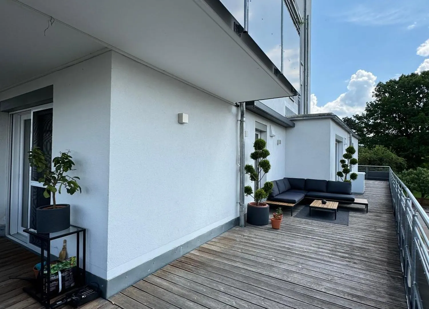 Apartment Moderne Penthouse Wohnung Mit Einzigartigem Balkon Weissenburg in Bayern
