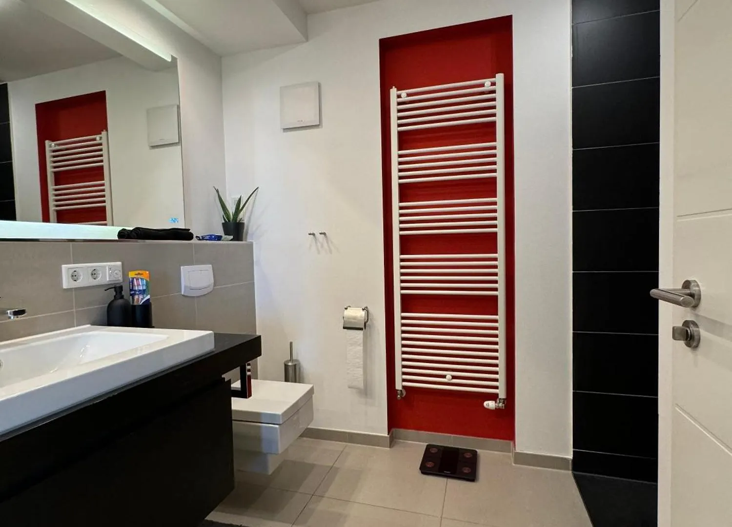 Moderne Penthouse Wohnung Mit Einzigartigem Balkon Weissenburg in Bayern Germany
